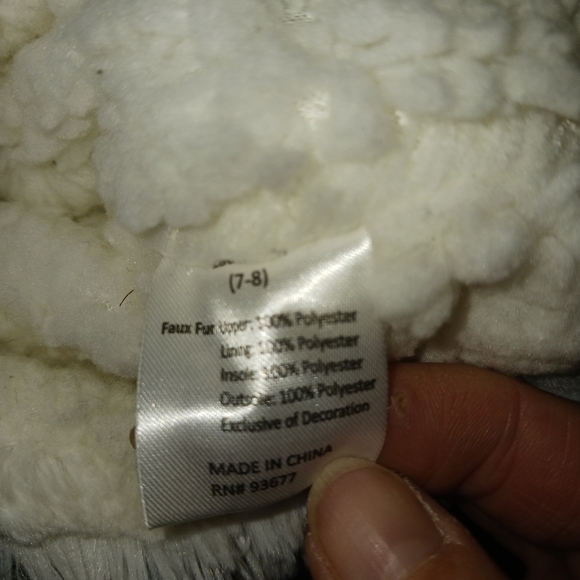 FUZZY Slipper Booties Sz 7-8 - Picture 5 of 5